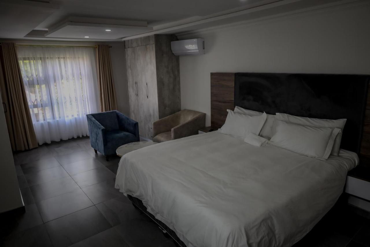 El Infinito Lifestyle Hotel เคมป์ตัน พาร์ค ภายนอก รูปภาพ