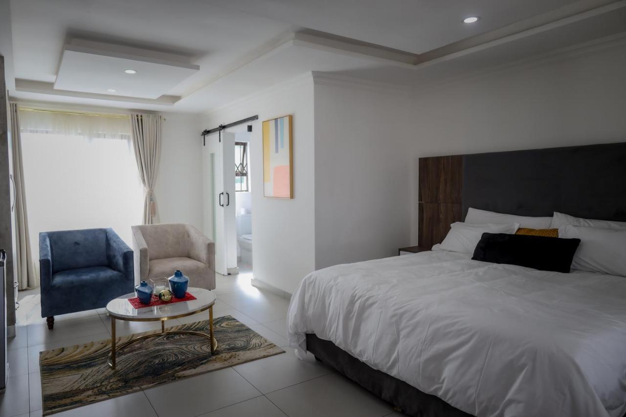 El Infinito Lifestyle Hotel เคมป์ตัน พาร์ค ภายนอก รูปภาพ