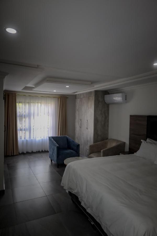 El Infinito Lifestyle Hotel เคมป์ตัน พาร์ค ภายนอก รูปภาพ