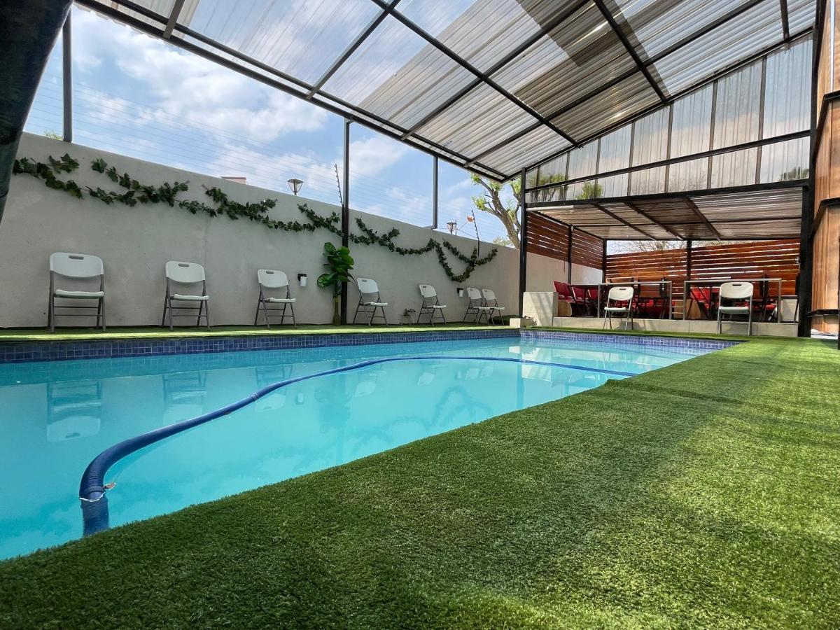 El Infinito Lifestyle Hotel เคมป์ตัน พาร์ค ภายนอก รูปภาพ